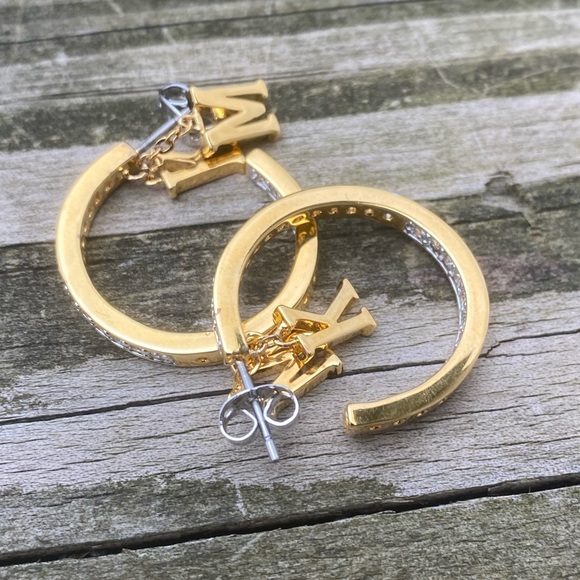 Danbury Mint Initial Hoop Earrings 14k gold plated w/ Diamonisse diamonds K & M - Picture 6 of 13